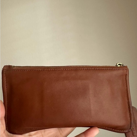 Coach Case 7170 British Tan - Picture 4 of 10